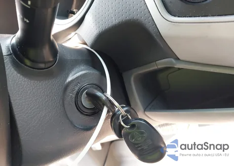 2009 Toyota Tacoma Base V6 from USA, damaged, VIN 3TMLU42N79M027367